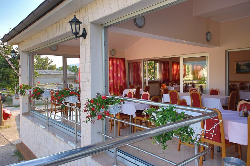 Guest Accommodation Slapovi Krke Lozovac Buitenkant foto