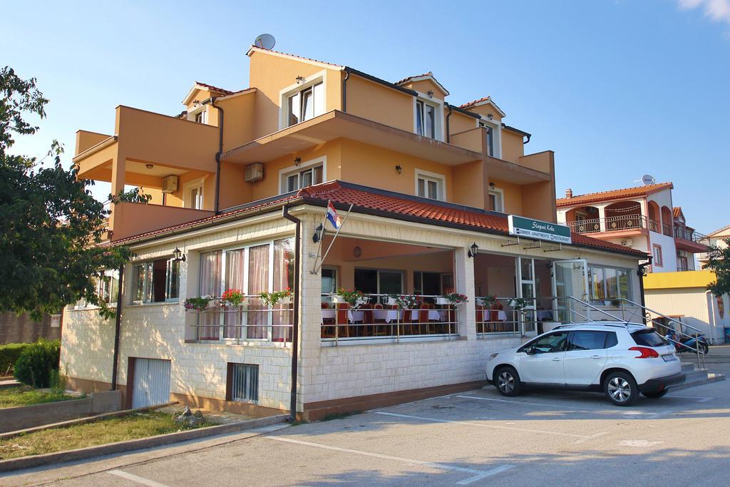 Guest Accommodation Slapovi Krke Lozovac Buitenkant foto