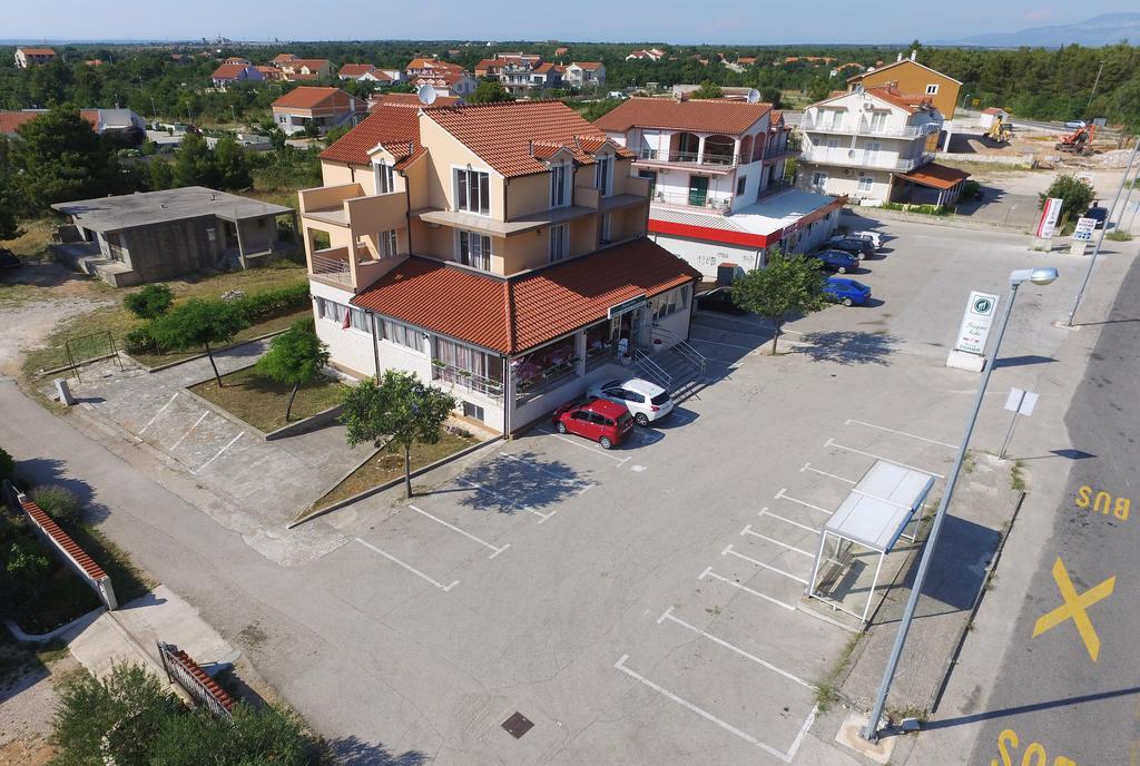 Guest Accommodation Slapovi Krke Lozovac Buitenkant foto