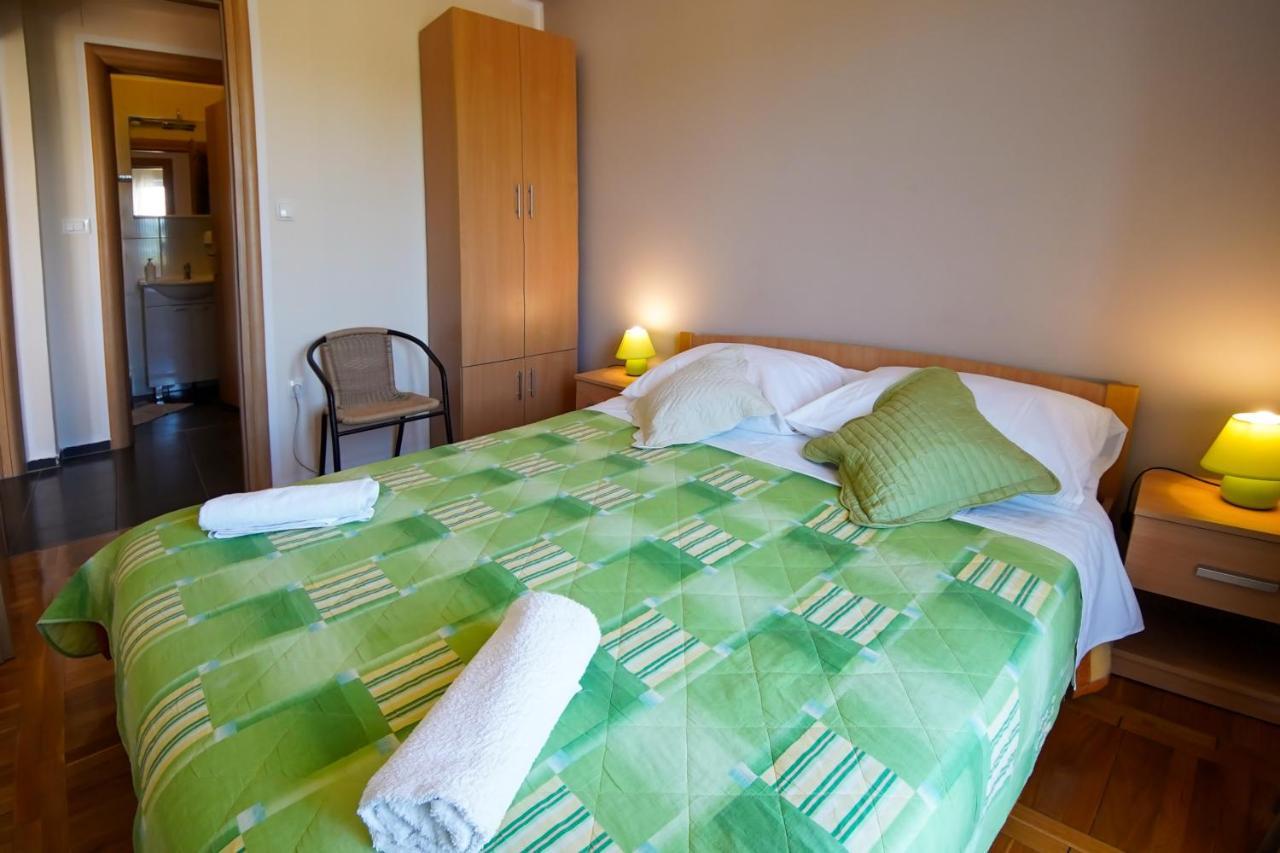 Guest Accommodation Slapovi Krke Lozovac Buitenkant foto