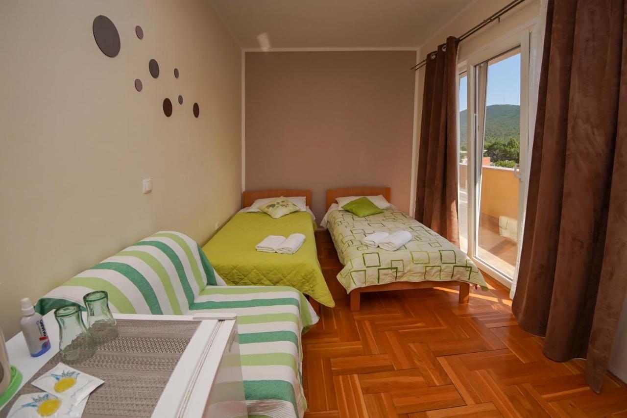 Guest Accommodation Slapovi Krke Lozovac Buitenkant foto